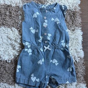 🤍NWOT Carter’s Heart Romper
